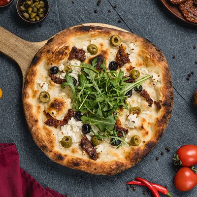 Пицца Дьяблов Суши & Саке Izakaya Bar по цене 1350 ₽