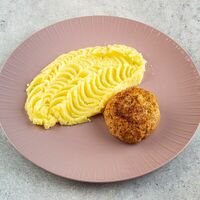 Котлета куриная с пюре в Сана