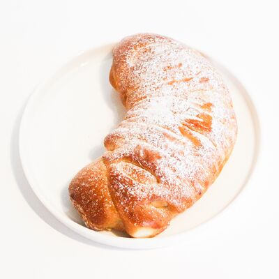 Булочка с абрикосом в Тутуже по цене 97 ₽