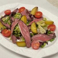 С лососемв Village bistro