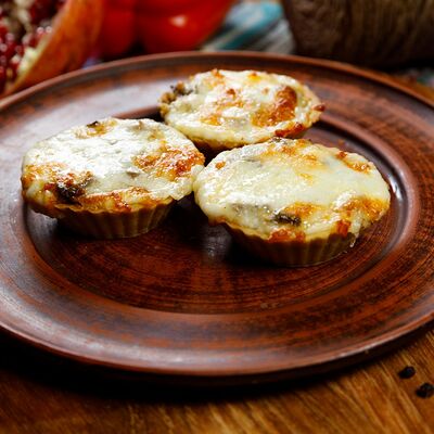 Мини жульены с курицей в Мангал & Гриль по цене 300 ₽