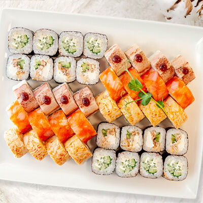 Клаб Хаус сет 2.0 в Sushi House по цене 69 р.