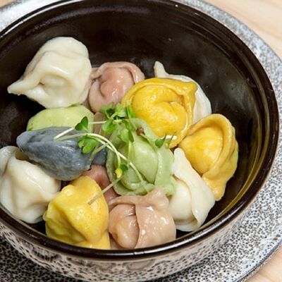 Пельмени Емелины с соусом тартар в Хлебное ухо по цене 550 ₽