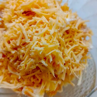 Салат с ананасом в Вкусно еда по цене 279 ₽