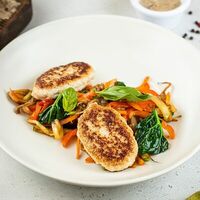 Котлеты из индейки с овощами гриль или картофельным пюре в АндерСон