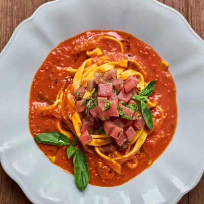 Паста с тунцом в ROMO по цене 1155 ₽