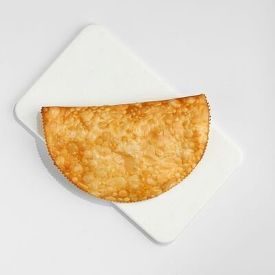 Чебурек с бараниной в Мамой клянусь по цене 240