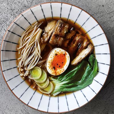 Рамен с цыпленком в Tokyo Sushi по цене 1120 ₽