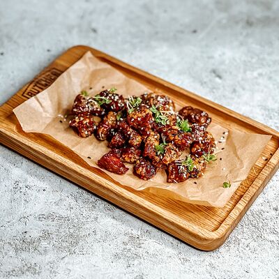 Говядина по-азиатски с соусом Кимчи и сладким чили в Butcher по цене 780 ₽