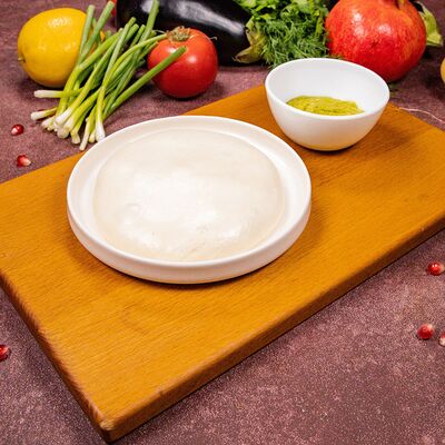 Домашний теплый сулугуни с соусом песто из черемши в Чичилаки по цене 790 ₽