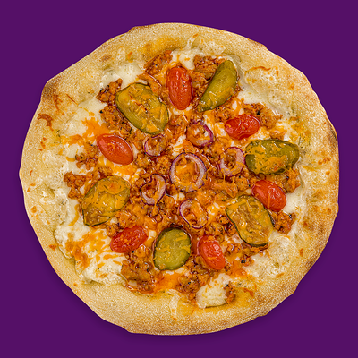 Чизбургер пиццетта с говяжьим фаршем и маринованными огурчиками в Дома Пицца по цене 315 ₽