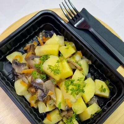Жаркое с грибами в Домашняя кухня по цене 110 ₽