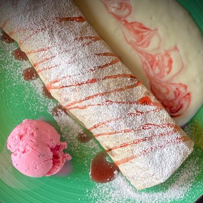 Ли-нон с клубникой в Навруз по цене 410 ₽