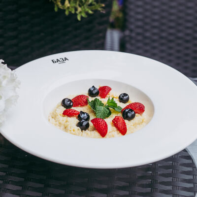 Каша Овсяная в БАЗА по цене 160 ₽