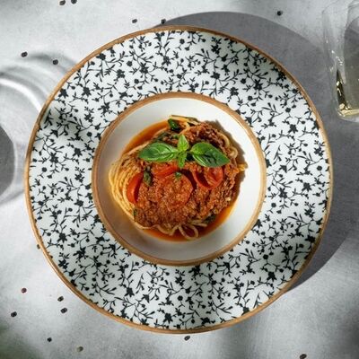 Спагетти Болоньезе в Modus по цене 790 ₽