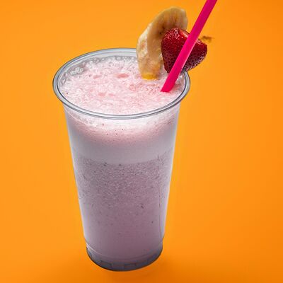 Милкшейк Клубника и банан в Про 100 суши по цене 565 ₽