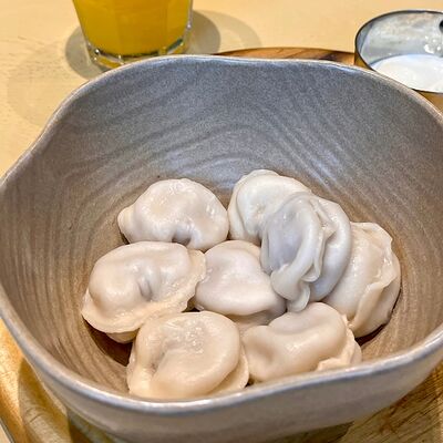 Пельмени с говяжьей вырезкой в Bistro Оstro по цене 505 ₽