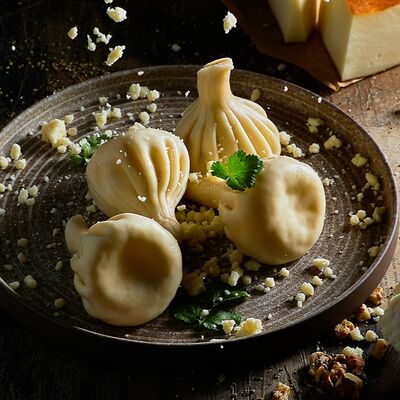 Хинкали с бараниной в Грузинскоебистро Каха по цене 144 ₽