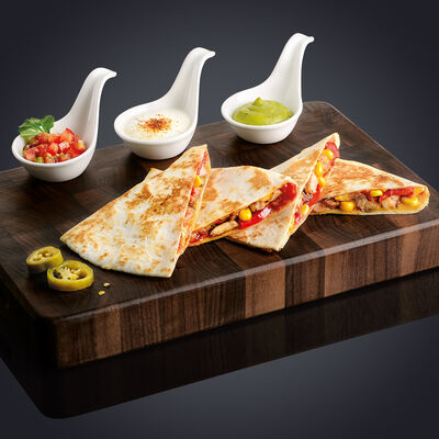 Кесадилья с курицей в Якитория по цене 427