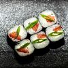 Ролл с томатом и чесночным сыром в Бандзай sushi по цене 165