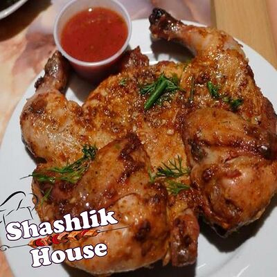 Цыпленок на мангале (корнишон) в Shashlik House по цене 531 ₽