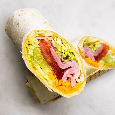 Ролл ветчина и сыр в Bonape по цене 387 ₽