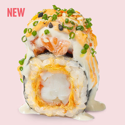 Ролл с креветкой темпура и лососем в сливочном соусе в Ricers по цене 810 ₽