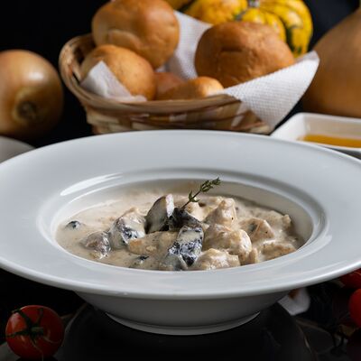 Фрикасе в Тесоро по цене 610 ₽