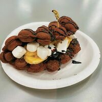 Гонконгская вафля Банана ролл в Waffle land