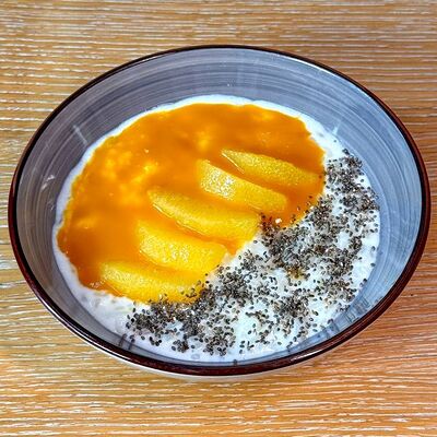 Каша рисовая с апельсином и соусом из манго в Desserto Десерто по цене 360 ₽