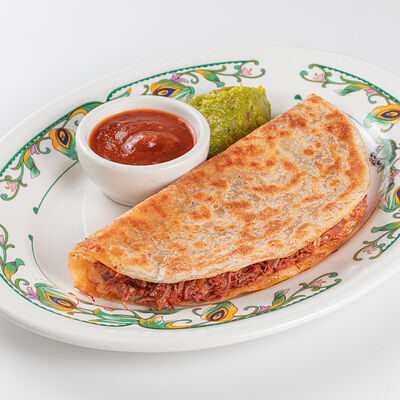 Кесадилья, барбакоа в Sangre Fresca по цене 990 ₽