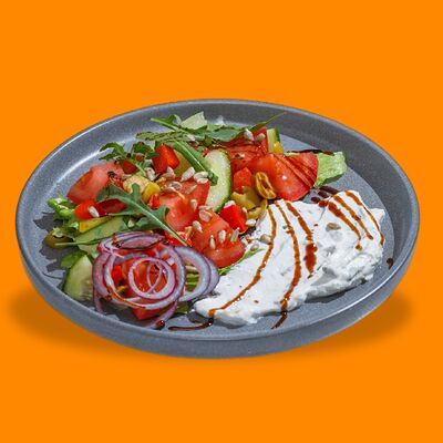 Овощной с кремом из феты в Vaffel по цене 450 ₽