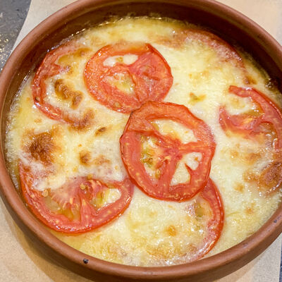 Кецис квелли в Соседи Home Cafe по цене 560 ₽