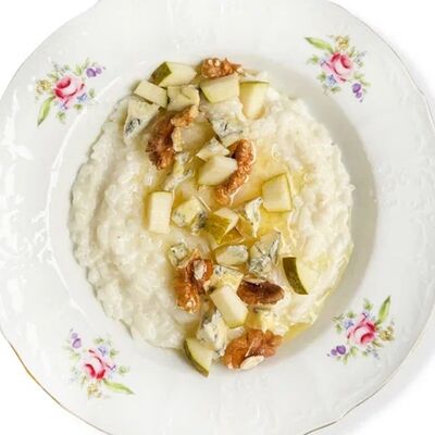 Каша рисовая с грушей и дорблю в Медовик по цене 650 ₽