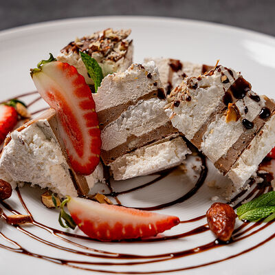 Меренга в Soluxe Club по цене 1200 ₽