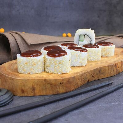 Ролл Курица барбекю в 7Sushi по цене 369 ₽