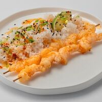 Шашлычок из креветок с рисом в Мидийное место