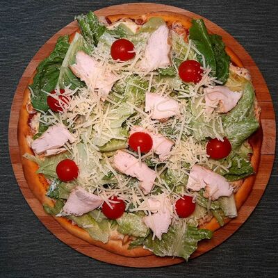 Цезарь с курицей в Кафе-бар Лайт по цене 520 ₽