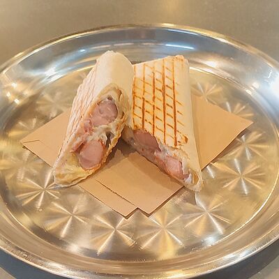 Хот-дог в лаваше в ШаурХолл по цене 380 ₽