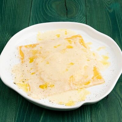 Равиолло, страчателла, трюфель в Solar Bistro по цене 450 ₽