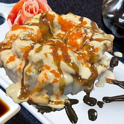 Ролл Эверест с лососем в Точка еды по цене 649 ₽