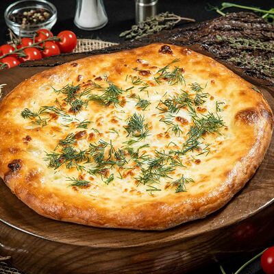 Хачапури с творогом и зеленьюв Пицца Пала по цене 575 ₽