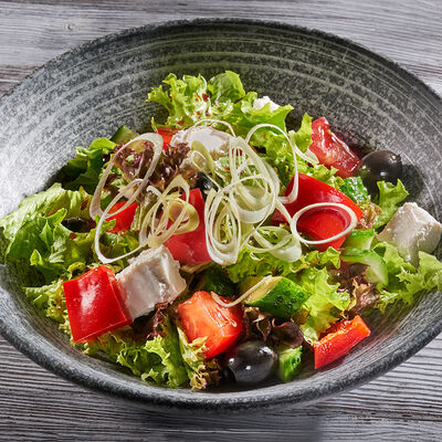 Салат Греческий с сыром фета в Самовар по цене 450 ₽