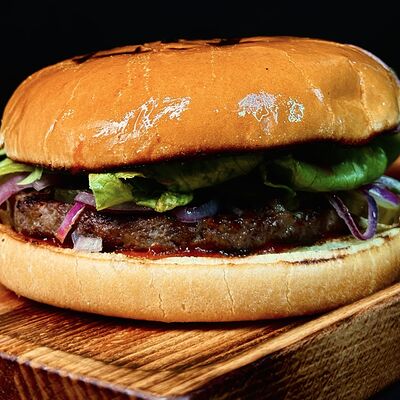 Гамбургер в Street Food Market по цене 526 ₽