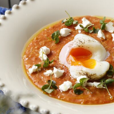 Томатная овсянка с брынзой в Finch по цене 580 ₽