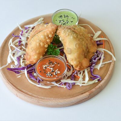 Самоса в Вегетарианское кафе Мантра Бар по цене 390 ₽