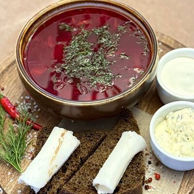 Борщ с говядиной в Роланд по цене 550 ₽