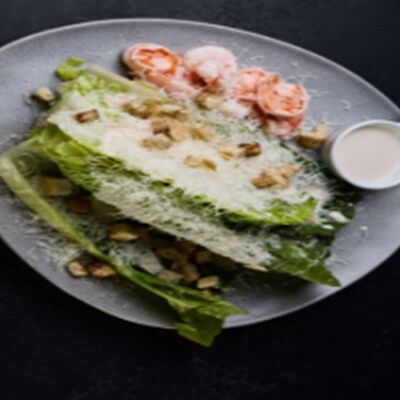 Мексиканский Цезарь с креветкамив Borrachitos по цене 990 ₽