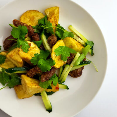 Салат Говядина и баклажаны в Атмосфера по цене 830 ₽