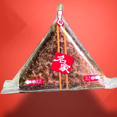 Онигири с курицейв Tamakisushi по цене 850 ₸